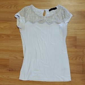 White T-shirt with lace detail